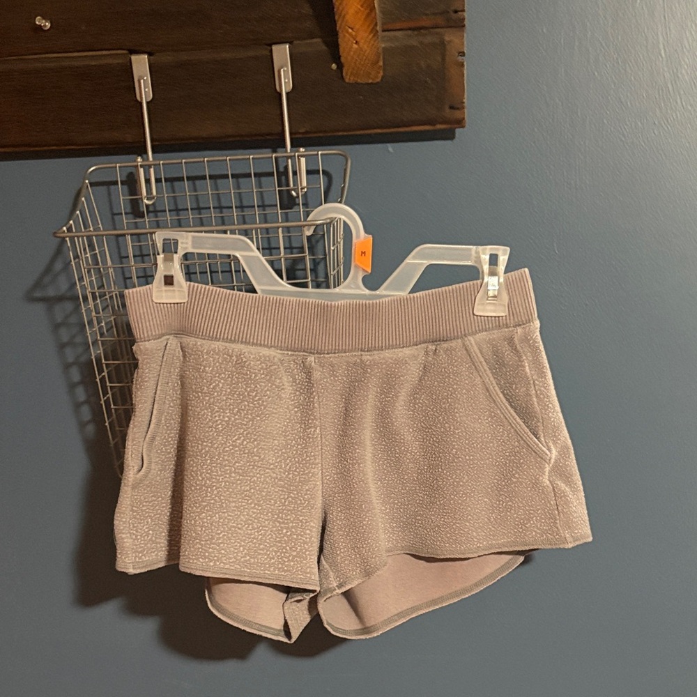 Aerie Light Gray Women's Shorts